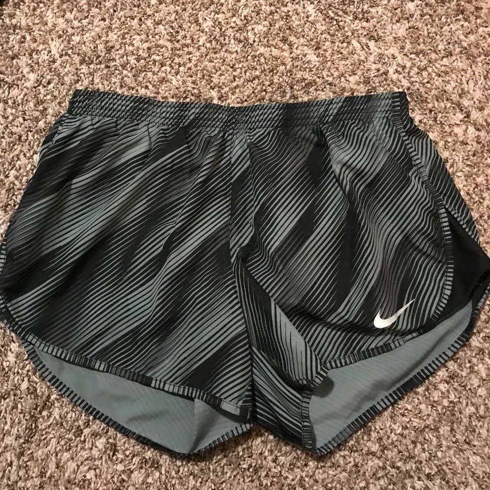 Patterned nike shorts